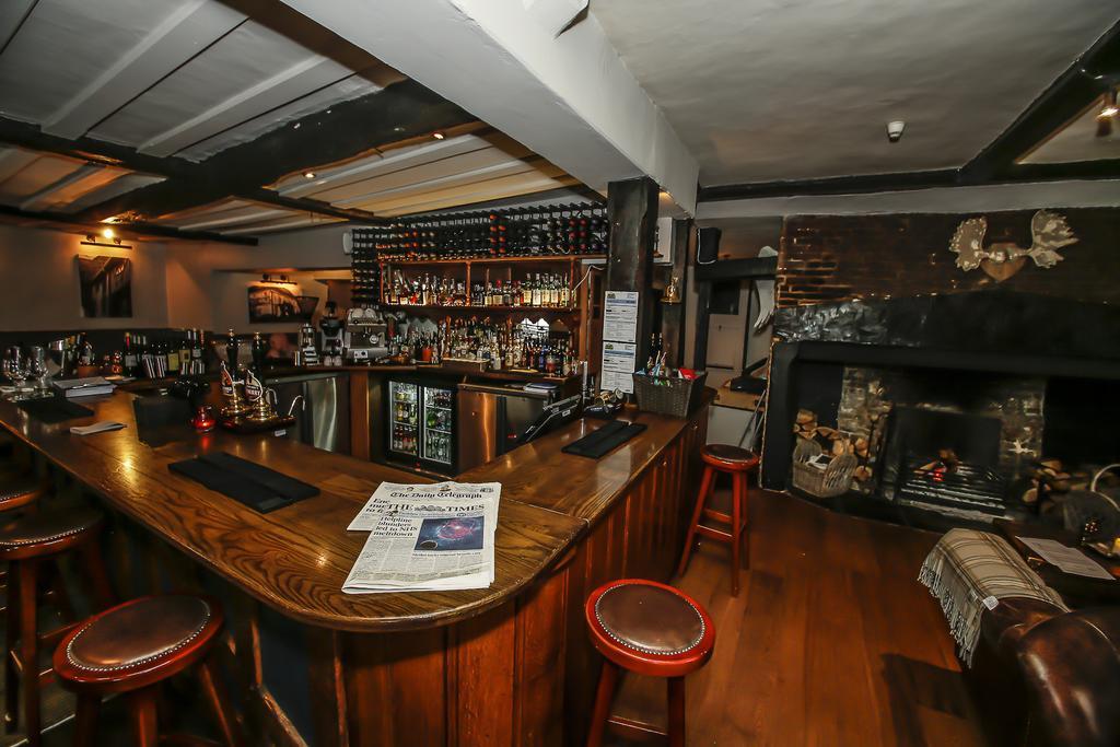 The Angel Hotel Lavenham Bagian luar foto